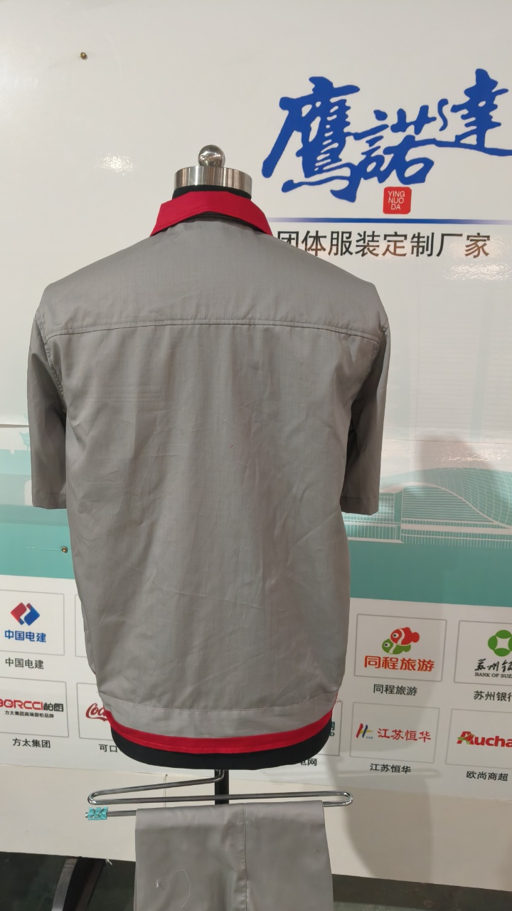 c1d103fe2b103f7b8d1fff6d38e09bfa.jpg